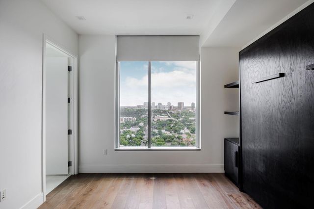 501 West Ave 2404, Austin, TX 78701