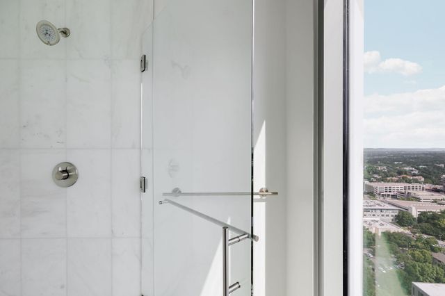 501 West Ave 2404, Austin, TX 78701