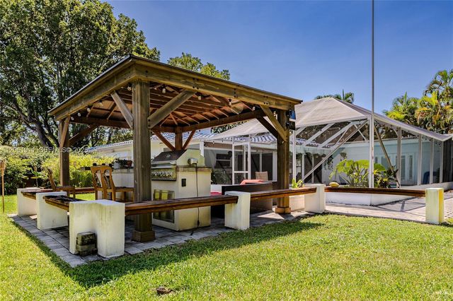 1529 Bayview Drive, Fort Lauderdale, FL 33304