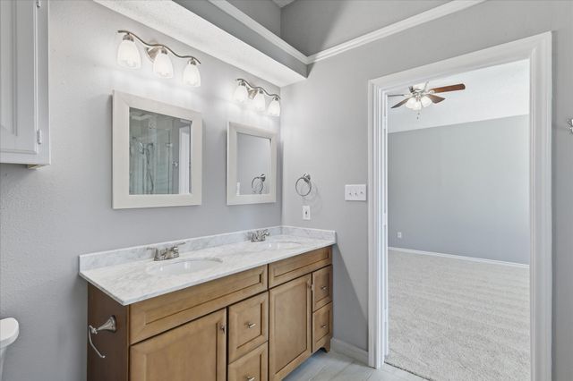 1778 Circle Creek Drive, Lewisville, TX 75067