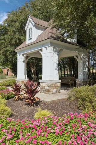 8061 Canonbury Dr, Nolensville, TN 37135