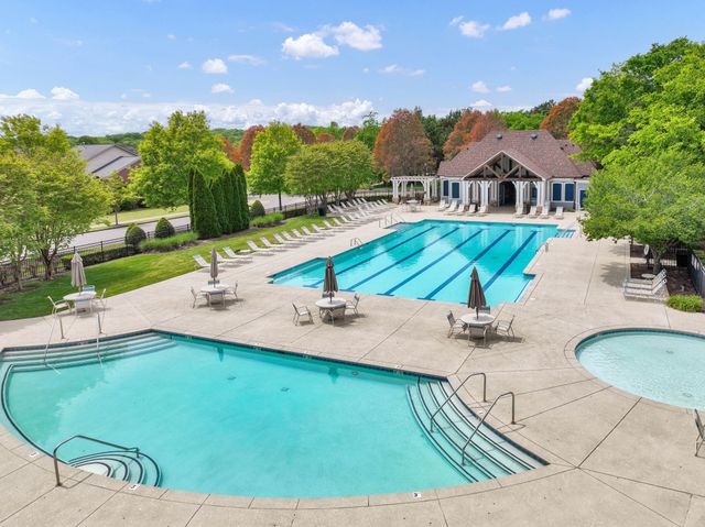 8061 Canonbury Dr, Nolensville, TN 37135