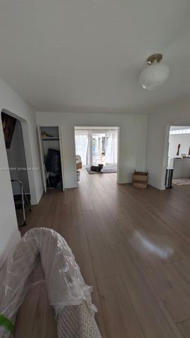 2618 Arthur St, Hollywood, FL 33020