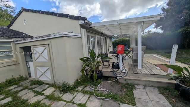2618 Arthur St, Hollywood, FL 33020
