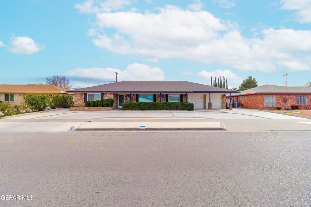 8608 CATALPA Lane, El Paso, TX 79925