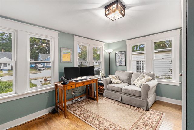 2349 Lakeshore Drive, Muskegon, MI 49441