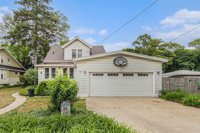 2349 Lakeshore Drive, Muskegon, MI 49441