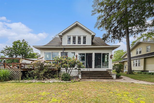 2349 Lakeshore Drive, Muskegon, MI 49441