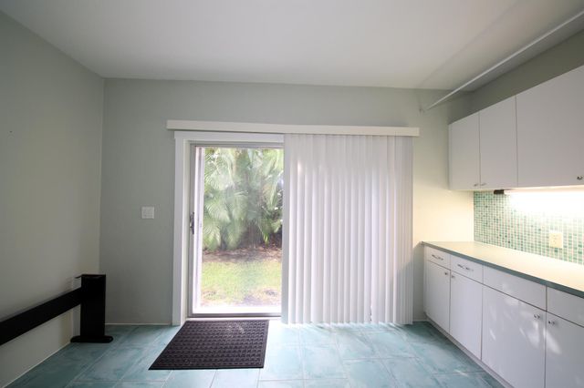 4501 S Ocean Boulevard D2, South Palm Beach, FL 33480