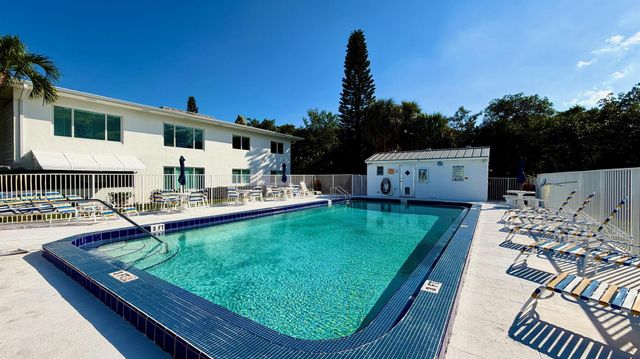 4501 S Ocean Boulevard D2, South Palm Beach, FL 33480