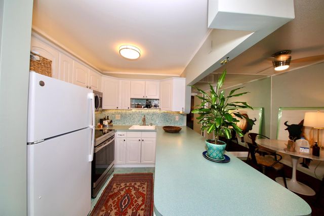 4501 S Ocean Boulevard D2, South Palm Beach, FL 33480