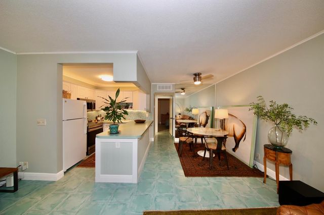 4501 S Ocean Boulevard D2, South Palm Beach, FL 33480