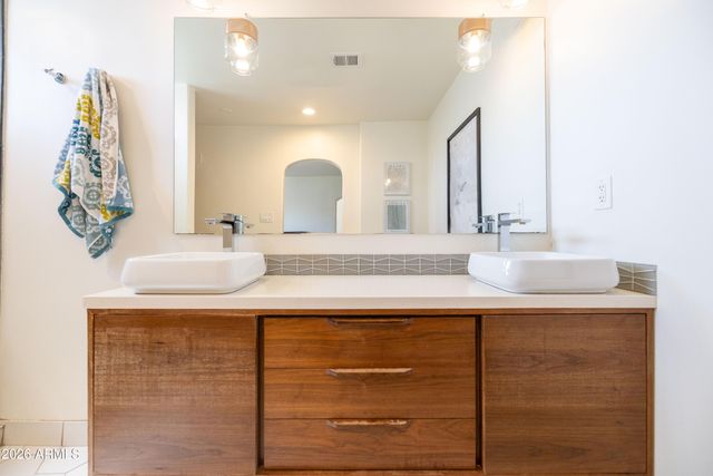 541 W PALM Lane, Phoenix, AZ 85003