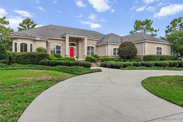 3915 N Grayhawk Loop, Lecanto, FL 34461