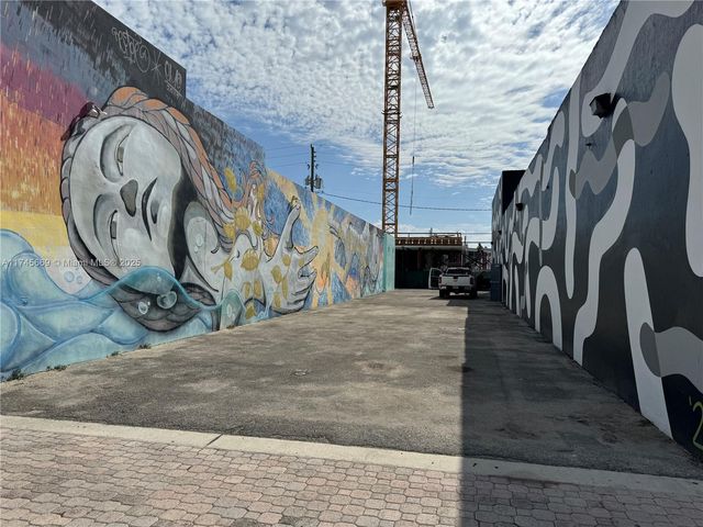 2020 Harrison St, Hollywood, FL 33020