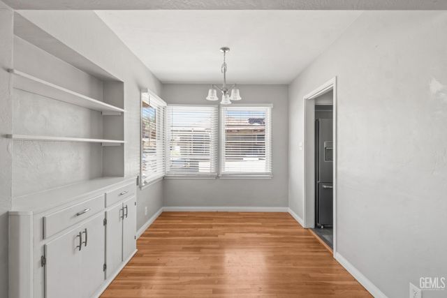 2133 Sacramento Street, Bakersfield, CA 93305