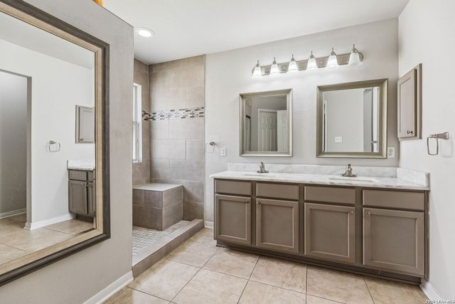 22307 Mesa Butte, San Antonio, TX 78258