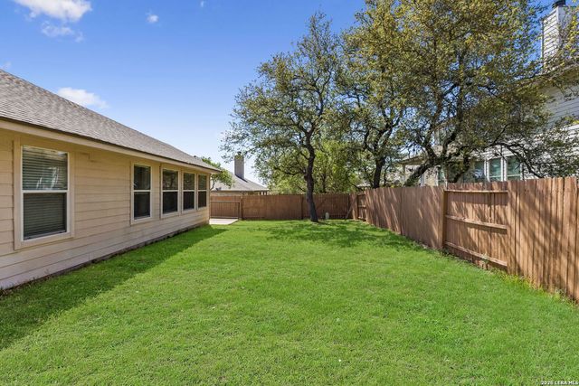 22307 Mesa Butte, San Antonio, TX 78258