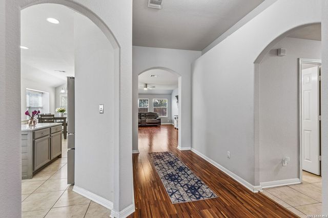 22307 Mesa Butte, San Antonio, TX 78258