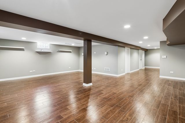 42 Washington Street, Glenview, IL 60025