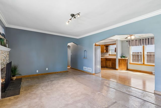 42 Washington Street, Glenview, IL 60025