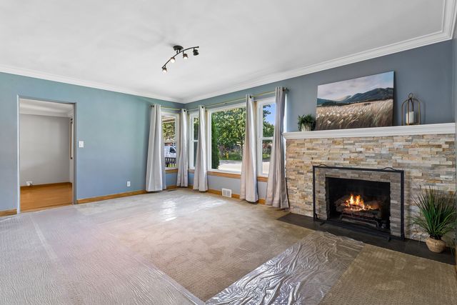 42 Washington Street, Glenview, IL 60025