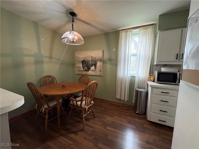 2767 Brady Lake Road, Ravenna, OH 44266