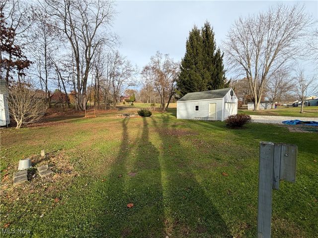 2767 Brady Lake Road, Ravenna, OH 44266