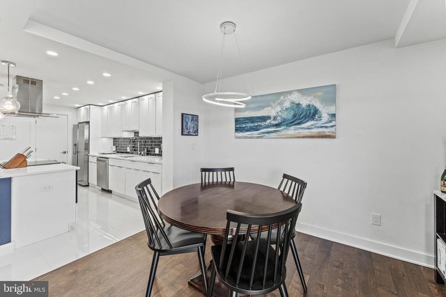 6101 EDSALL RD #1111, Alexandria, VA 22304