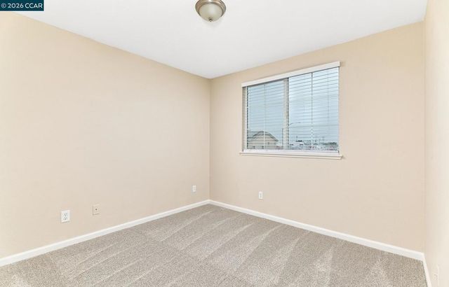 116 Travertine Ave, Lathrop, CA 95330