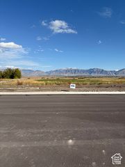 1045 N 75 W # 66, Mendon, UT 84325