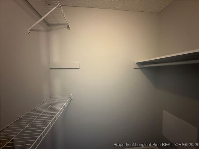 9598 Holbrook Lane, Fayetteville, NC 28314