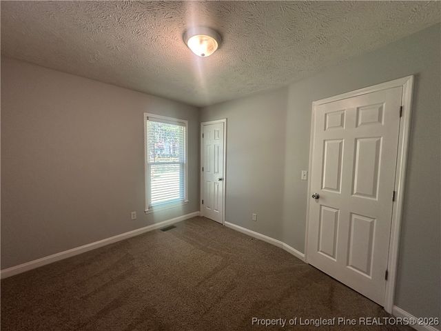 9598 Holbrook Lane, Fayetteville, NC 28314