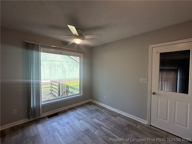 9598 Holbrook Lane, Fayetteville, NC 28314