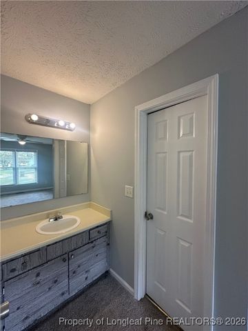 9598 Holbrook Lane, Fayetteville, NC 28314