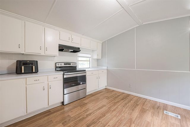 17536 White Oak Orchard, Conroe, TX 77306