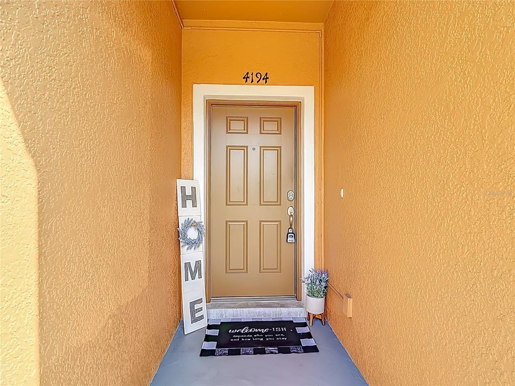 4194 WINDING VINE DRIVE, Lakeland, FL 33812