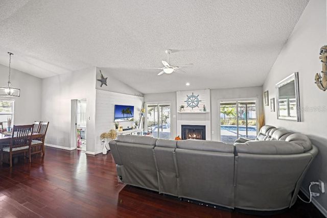 6502 RANGER DRIVE, Tampa, FL 33615