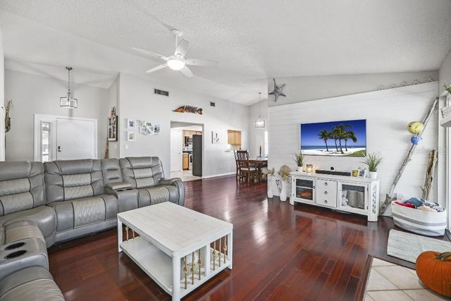 6502 RANGER DRIVE, Tampa, FL 33615