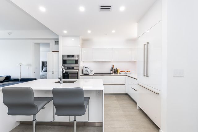 155 E Boca Raton Road 818, Boca Raton, FL 33432