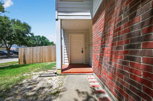 6603 Windy River Lane, Katy, TX 77449
