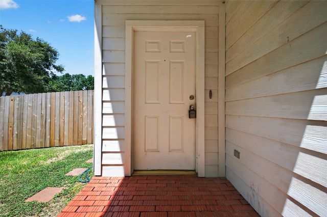 6603 Windy River Lane, Katy, TX 77449