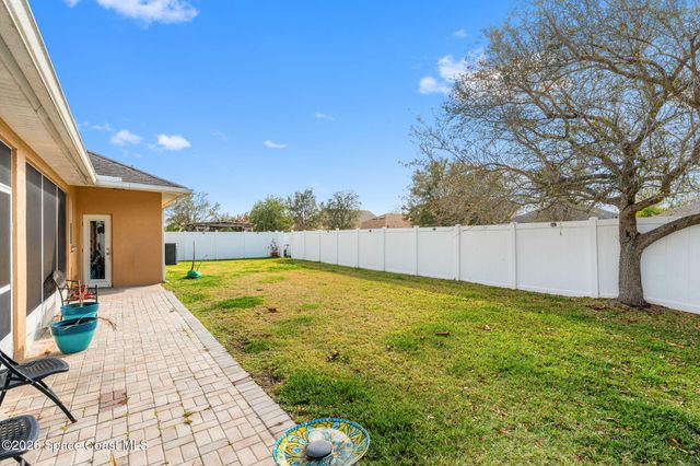 273 Wading Bird Circle SW, Palm Bay, FL 32908