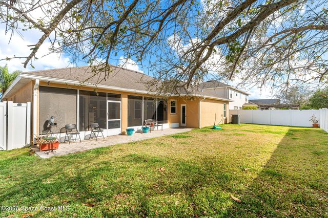 273 Wading Bird Circle SW, Palm Bay, FL 32908