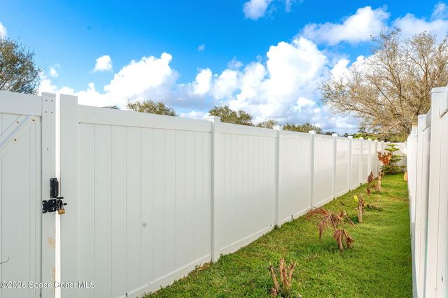 273 Wading Bird Circle SW, Palm Bay, FL 32908