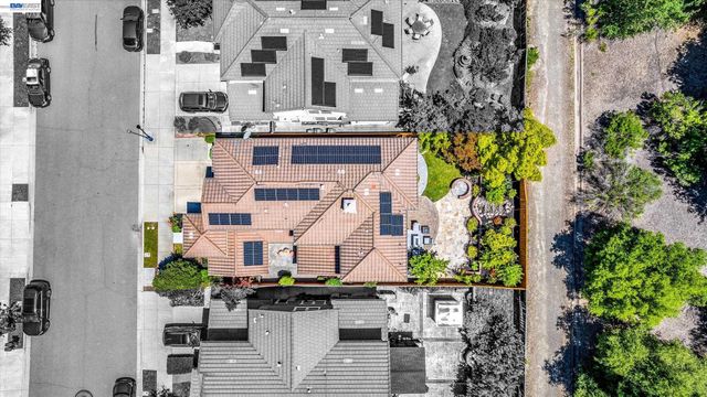 1556 Banbury Dr, San Ramon, CA 94582