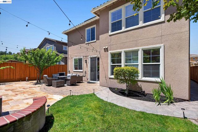1556 Banbury Dr, San Ramon, CA 94582