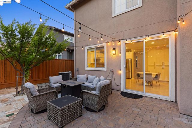 1556 Banbury Dr, San Ramon, CA 94582