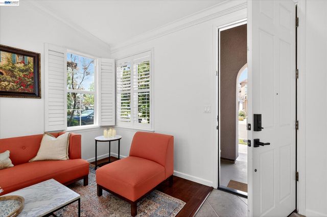 1556 Banbury Dr, San Ramon, CA 94582