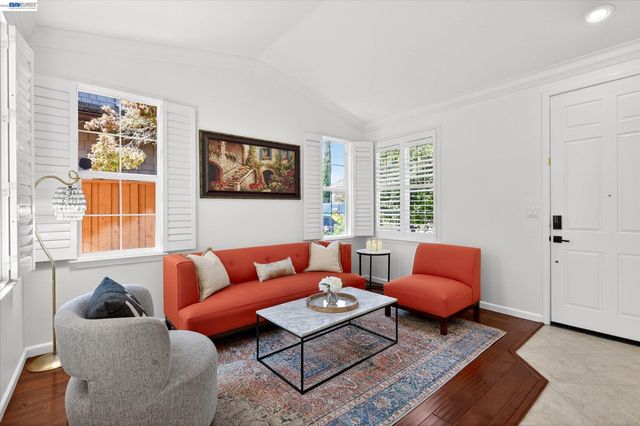 1556 Banbury Dr, San Ramon, CA 94582